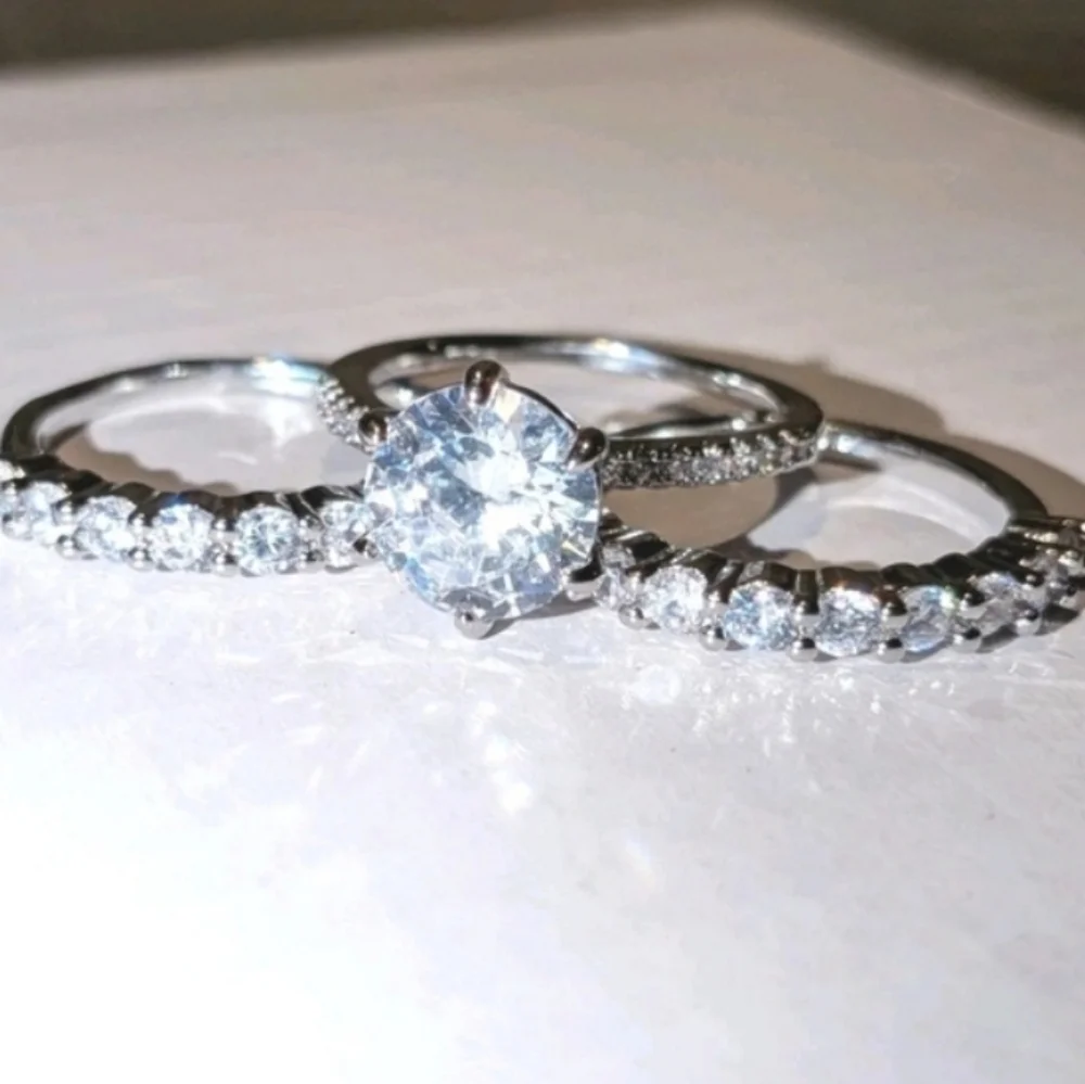 Shimmering 5ct Round Cut Moissanite Trio Silvery Bridal Wedding Ring Set